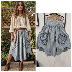 Oli & Hali Lazer Cut Crop Pants